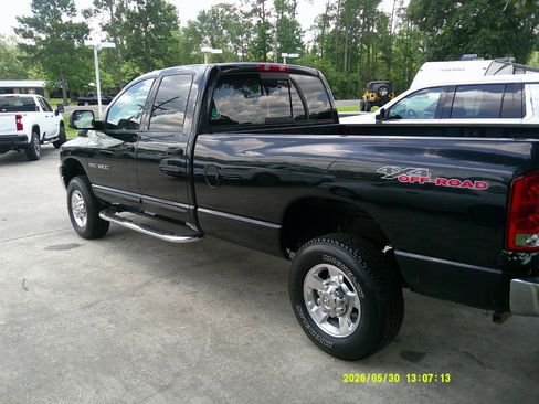 Used 2005 Dodge Ram 3500 Truck SLT AWD/4WD image 2