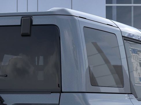 New 2025 Ford Bronco Badlands image 25