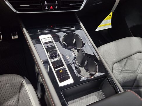 New 2026 Volkswagen Atlas Peak Edition AWD/4WD image 23
