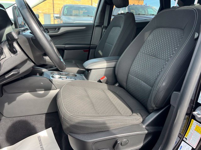 Certified 2023 Ford Escape Active AWD/4WD image 18