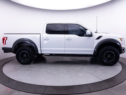 Used 2017 Ford F150 Raptor w/ Equipment Group 802A Luxury AWD/4WD image 39