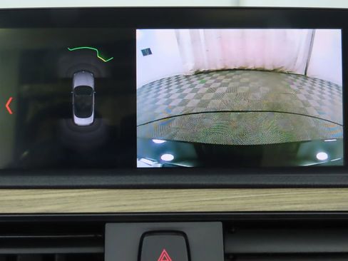 Used 2018 BMW 230i Convertible image 24