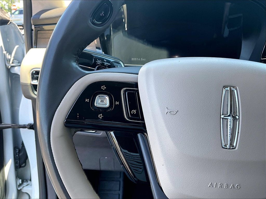 Used 2022 Lincoln Corsair Reserve AWD/4WD image 18