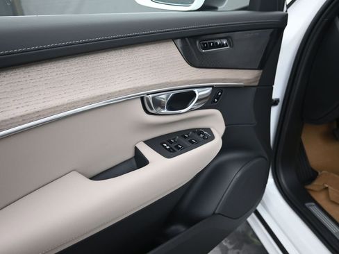 New 2026 Volvo XC90 B6 Ultra w/ Protection Package AWD/4WD image 5