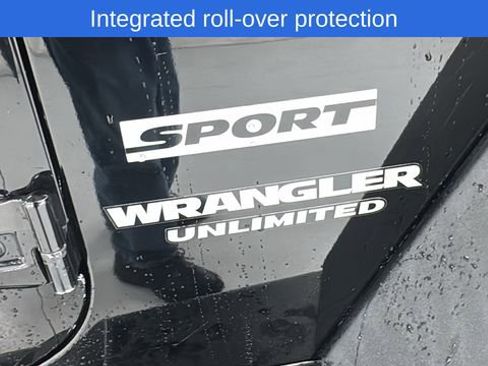 Used 2015 Jeep Wrangler Unlimited Sport w/ Quick Order Package 24S image 35