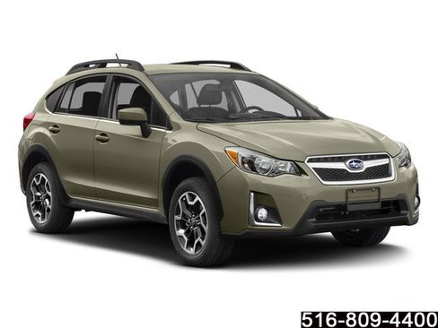 Used 2016 Subaru Crosstrek 2.0i Limited AWD/4WD image 10