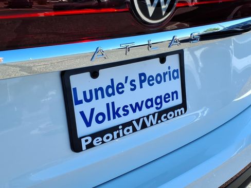 New 2026 Volkswagen Atlas SE image 8