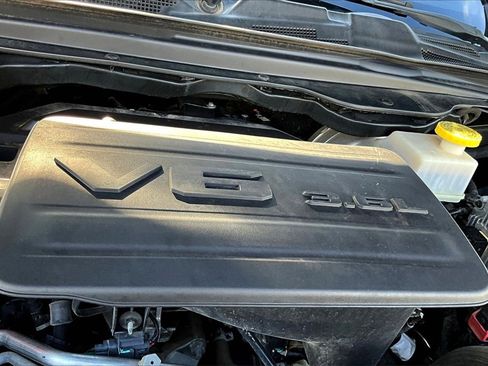 Used 2019 RAM 1500 Big Horn image 30