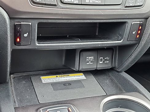 Used 2023 Honda Passport EX-L image 24