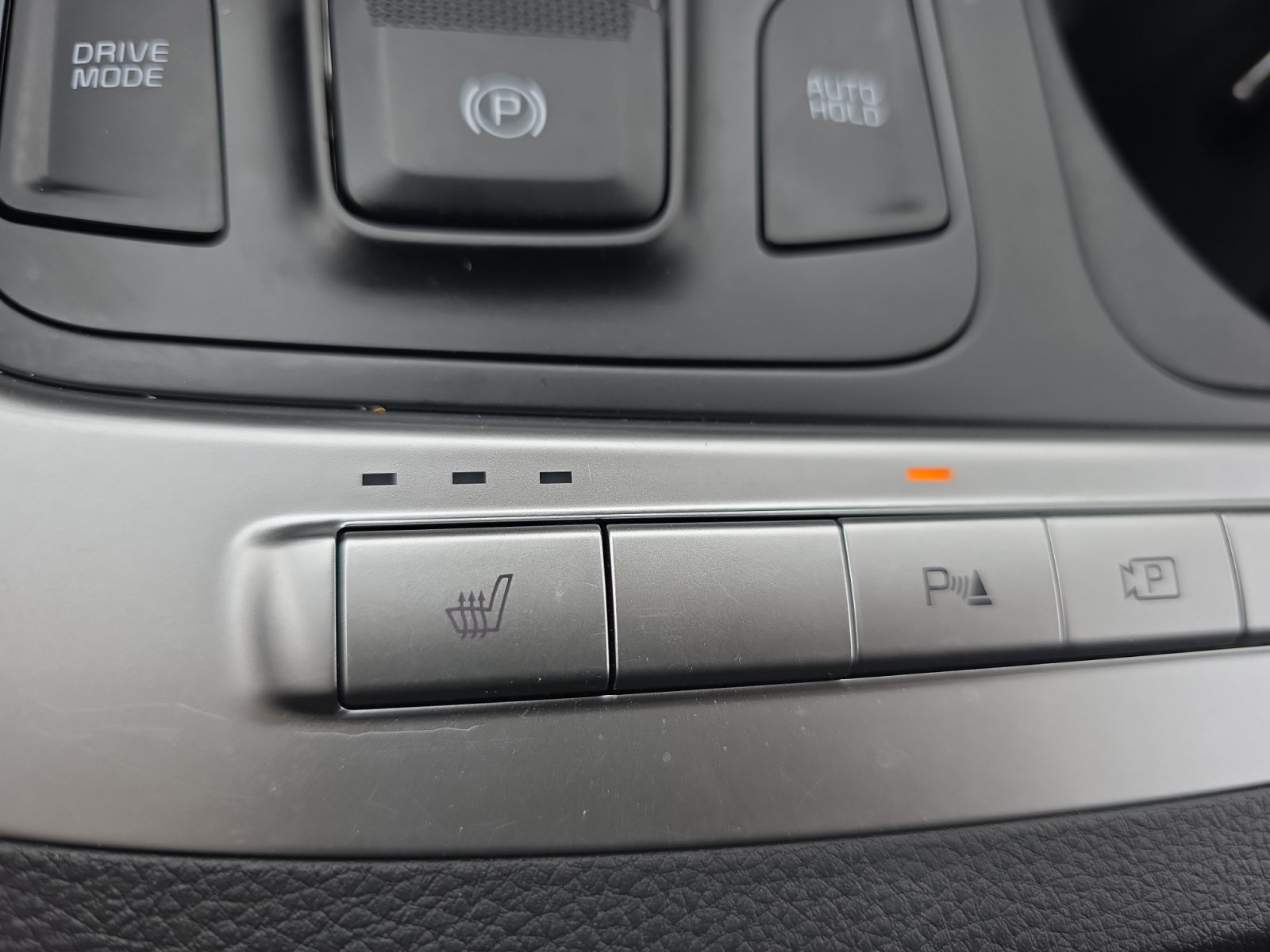 Certified 2026 Kia Carnival LX FWD image 23
