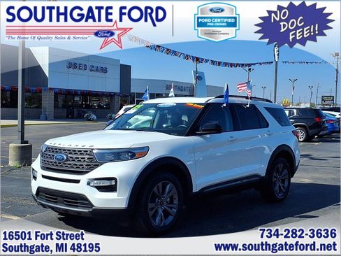 Used 2023 Ford Explorer XLT w/ Equipment Group 202A image 1