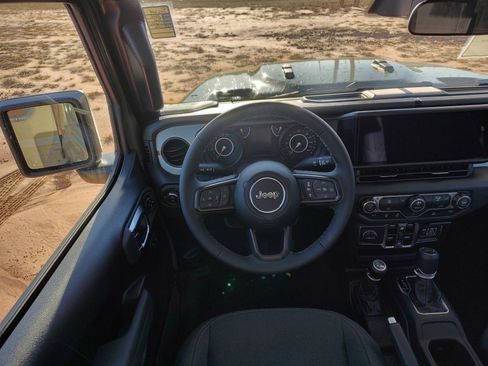 New 2026 Jeep Gladiator Sport image 16