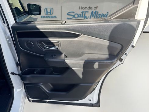 Certified 2023 Honda Pilot EX-L image 30