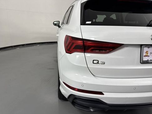 Used 2020 Audi Q3 2.0T Prestige w/ Prestige Package AWD/4WD image 31