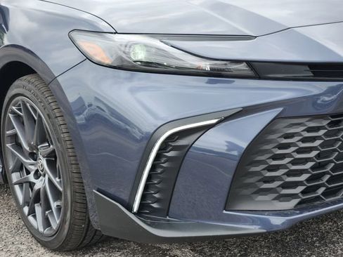 New 2026 Toyota Camry SE FWD image 7