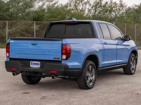 Used 2024 Honda Ridgeline TrailSport image 7