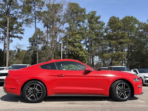 Used 2022 Ford Mustang Premium image 6