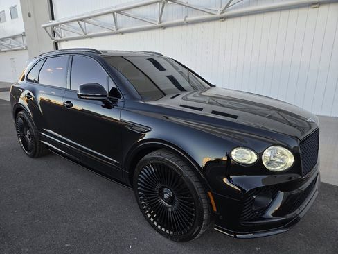 Used 2022 Bentley Bentayga image 6