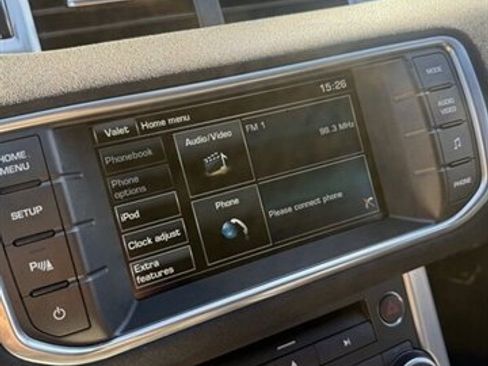 Used 2015 Land Rover Range Rover Evoque Pure image 20