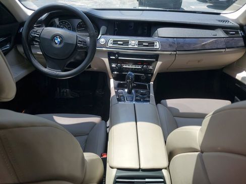 Used 2011 BMW 750i xDrive AWD/4WD image 18