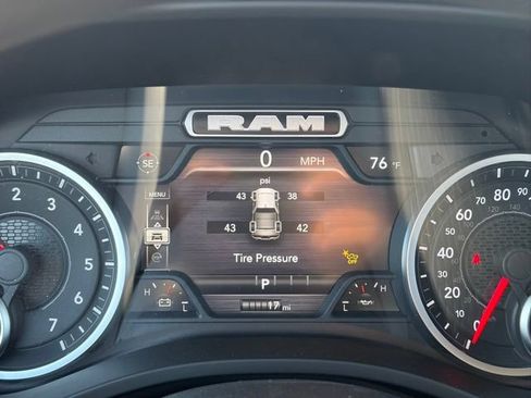 New 2026 RAM 1500 Express AWD/4WD image 18