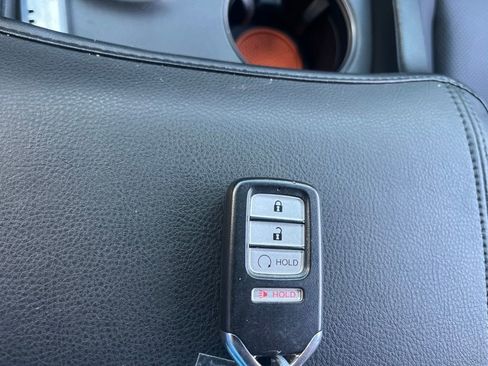 Used 2025 Honda Ridgeline TrailSport image 22
