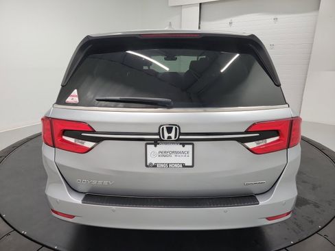 Used 2023 Honda Odyssey Touring image 8
