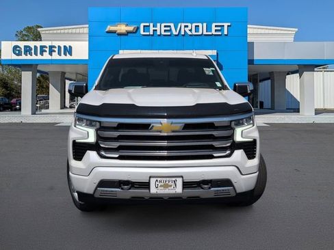 Used 2024 Chevrolet Silverado 1500 High Country AWD/4WD image 12