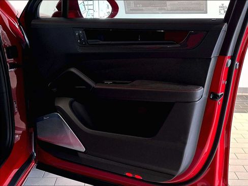 New 2026 Porsche Cayenne GTS AWD/4WD image 25