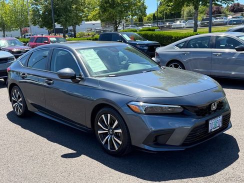 Certified 2024 Honda Civic EX-L image 2