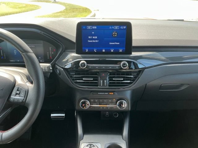 Used 2024 Ford Escape ST-Line w/ Cold Weather Package FWD image 25