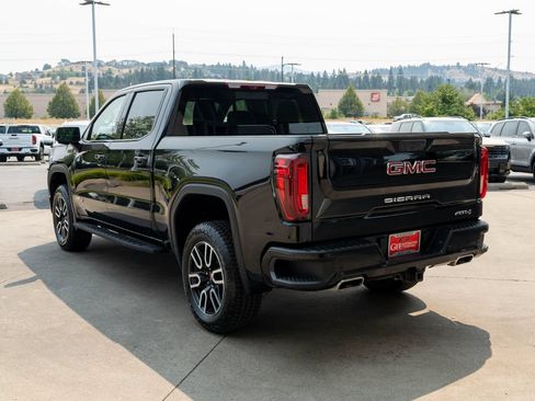 Used 2023 GMC Sierra 1500 AT4 w/ AT4 Premium Package AWD/4WD image 5