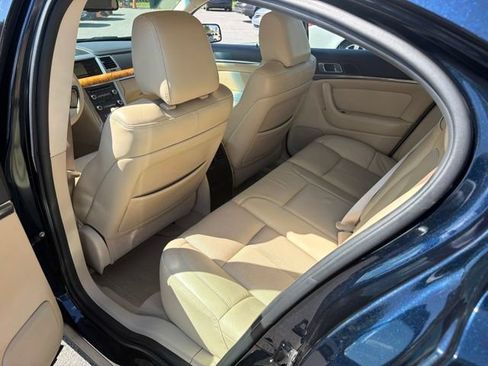 Used 2009 Lincoln MKS AWD image 32