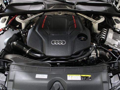 Used 2021 Audi S4 Prestige w/ Prestige Package image 46