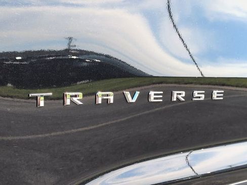 New 2026 Chevrolet Traverse LT w/ Driver Confidence Package FWD image 30