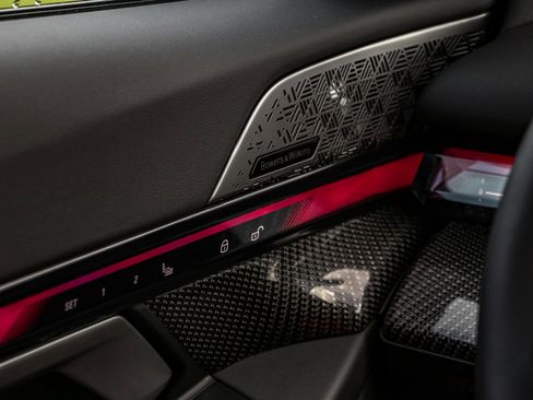 New 2025 BMW M5 Base w/ Carbon Package image 12