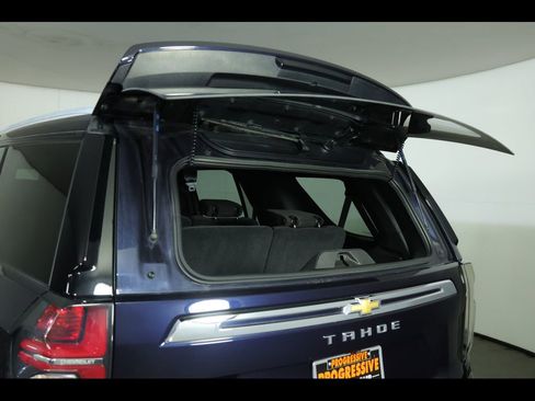 Used 2021 Chevrolet Tahoe LS image 18