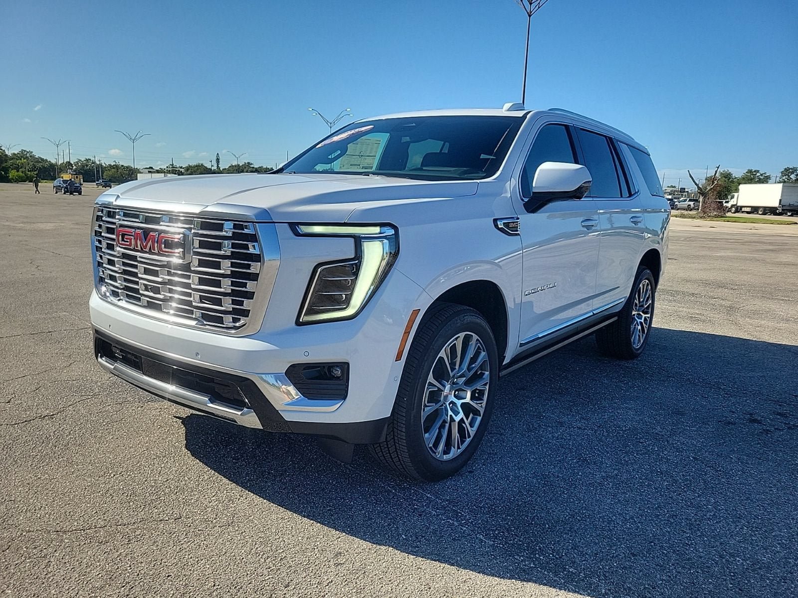 New 2026 GMC Yukon Denali RWD image 2