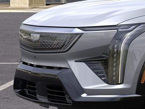 New 2026 Cadillac Optiq Sport 2 image 13