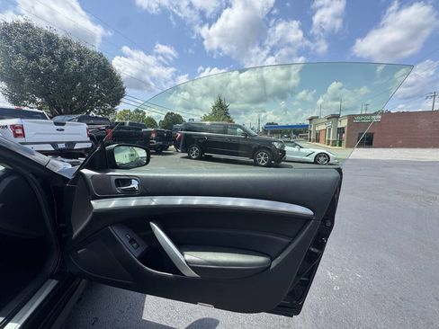 Used 2015 INFINITI Q60 Journey w/ Premium Package RWD image 14