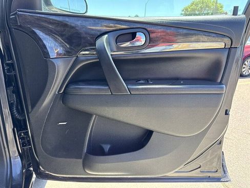 Used 2016 Buick Enclave Leather w/ Trailering Package FWD image 22
