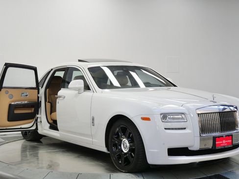 Used 2013 Rolls-Royce Ghost -Rear Theatre Configuration, S image 47