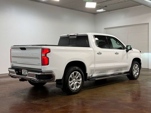 Used 2024 Chevrolet Silverado 1500 LTZ AWD/4WD image 24