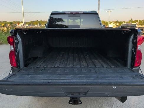 Used 2020 Chevrolet Silverado 2500 High Country w/ Z71 Off-Road Package image 10