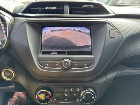 Used 2023 Chevrolet TrailBlazer RS image 27