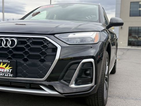 Used 2023 Audi Q5 2.0T Premium w/ Convenience Package image 11