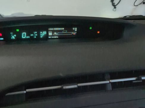 Used 2011 Toyota Prius Three w/ Navigation Pkg image 4