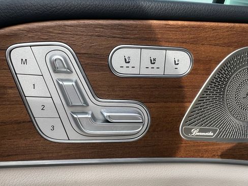 Used 2022 Mercedes-Benz GLS 450 4MATIC image 27