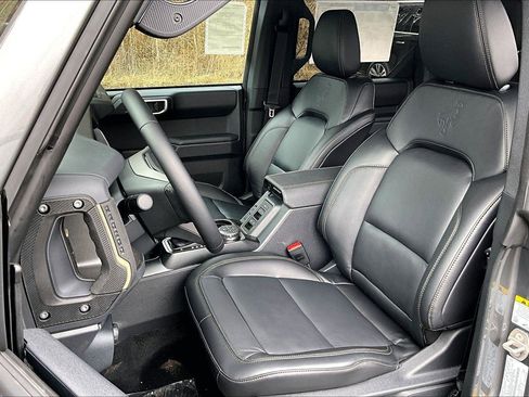 New 2026 Ford Bronco Badlands AWD/4WD image 9