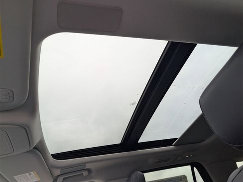 New 2025 Ford Expedition Max Platinum w/ Driver's Package image 16